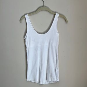 Gap Body white tank top size medium